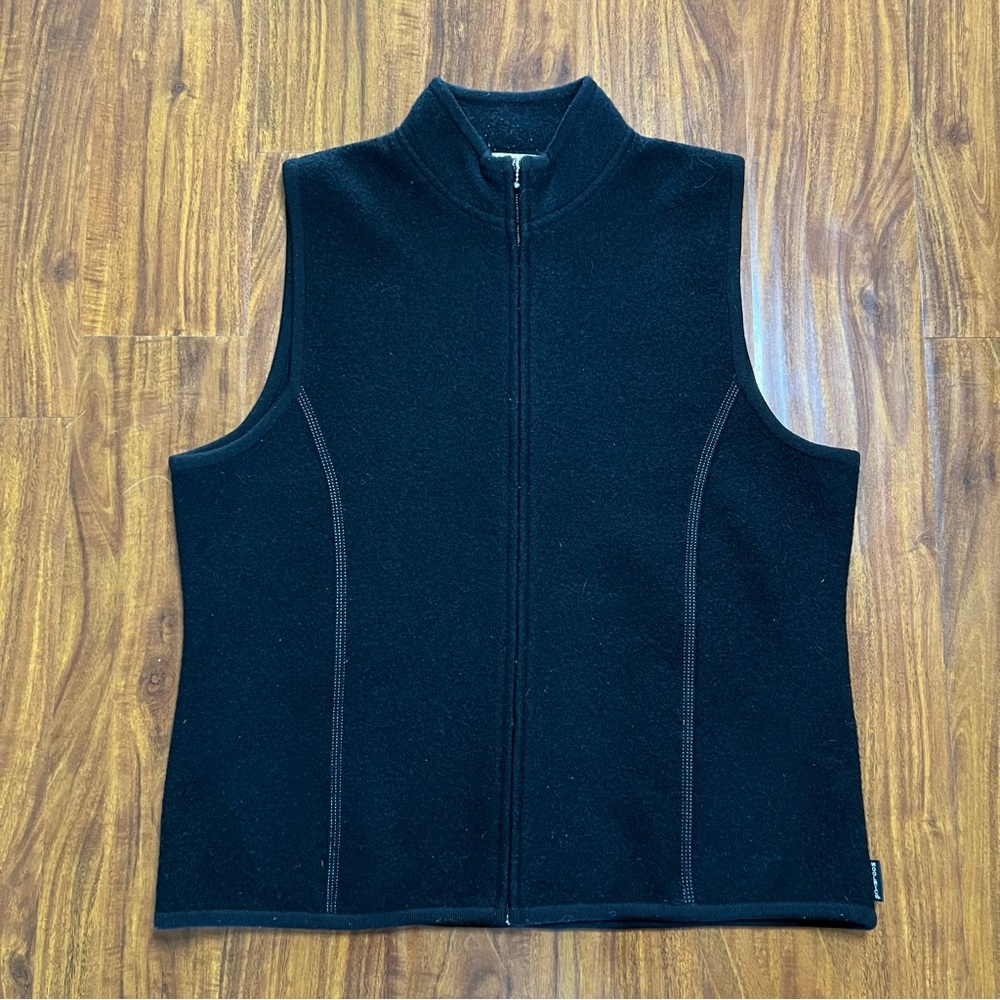 Woolrich Women’s Black Wool Zipup Vest size large - Picture 4 of 10